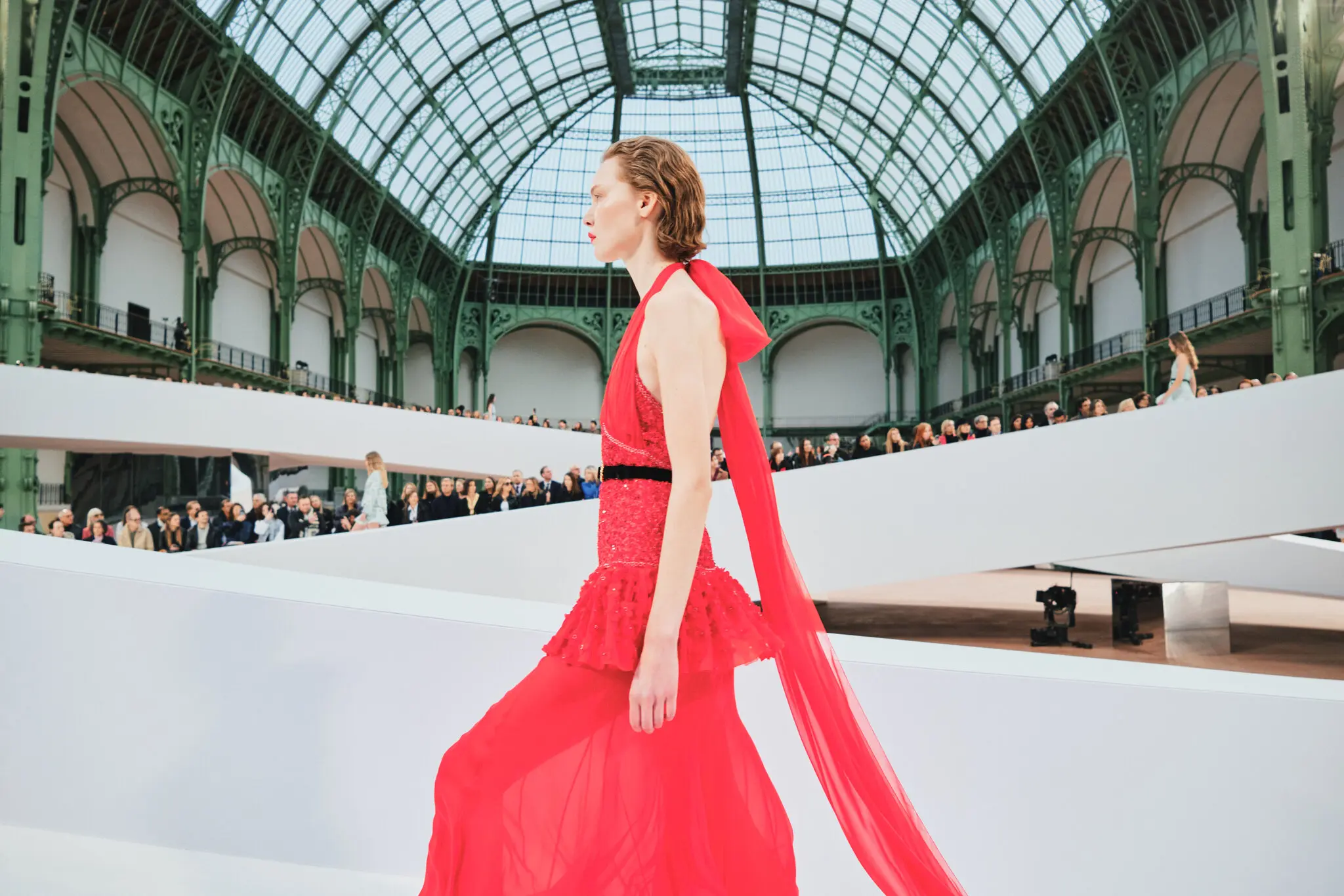 Цей кондитерський виріб Chanel, навіть незважаючи на його блиск, здавався легшим за повітря.